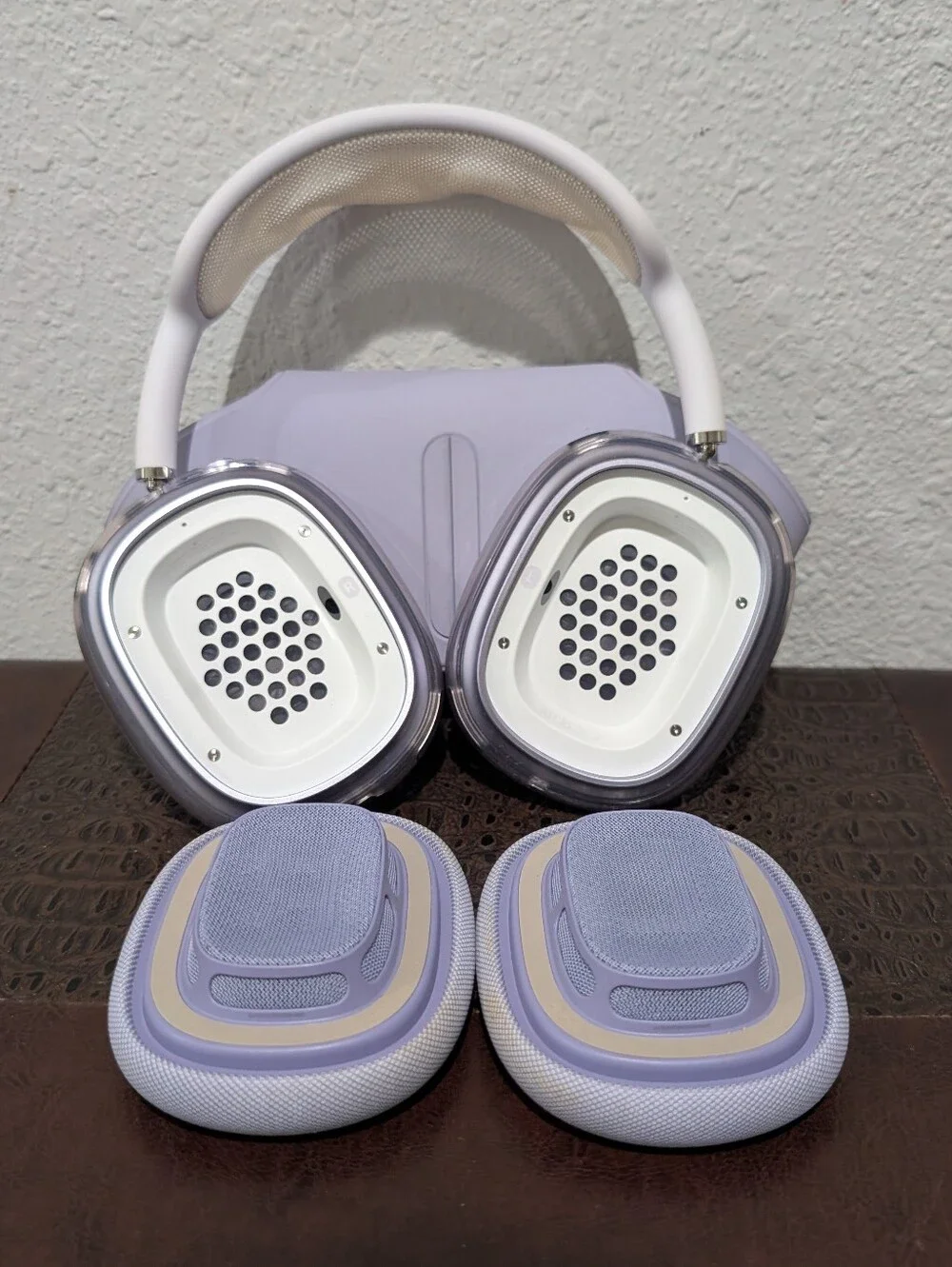 Apple AirPods Max - Lavender/ Purple